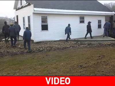 Πόσοι άνθρωποι χρειάζονται να μετακινήσουν ένα σπίτι ;